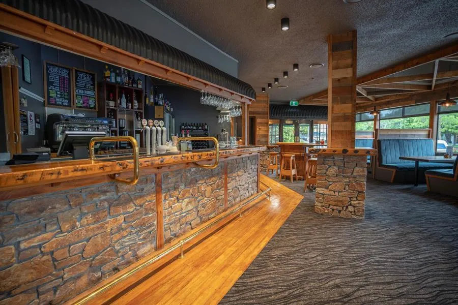 Distinction Luxmore - Southland, New Zealand - Credit Distinction Luxmore (1)