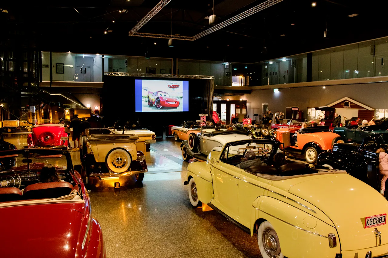 Bill Richardson Transport World, - Southland, New Zealand - Credit Transport World (6)