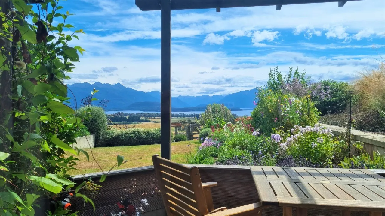 Cabot Lodge Deluxe Courtyard - Southland, New Zealand - Credit Cabot Lodge (2)