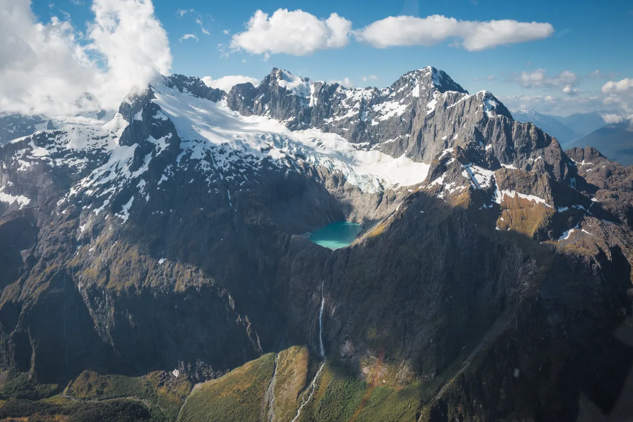 Gertrude Saddle - Southland, New Zealand - Credit Liz Carlson (2)