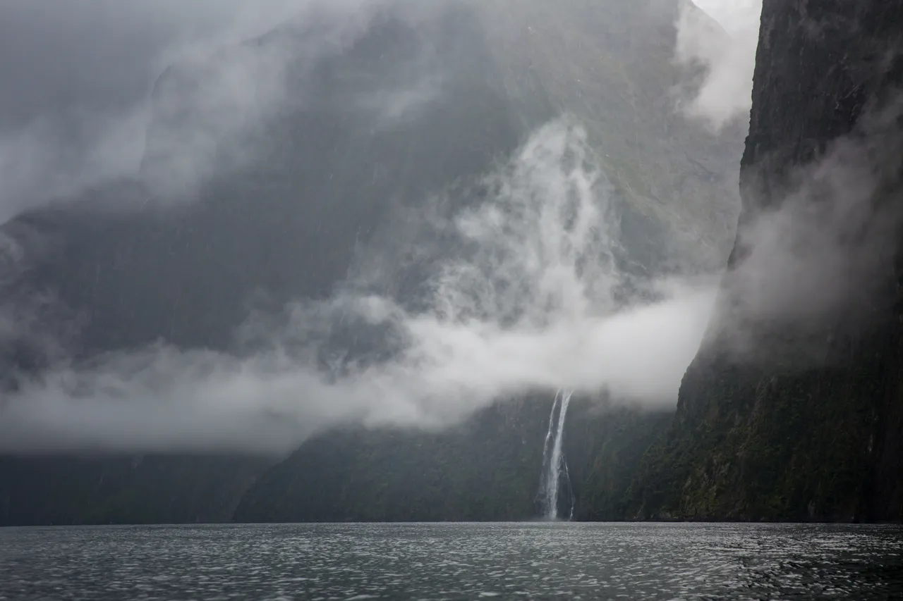 Milford Sound - Southland, New Zealand - Credit Liz Carlson (19)