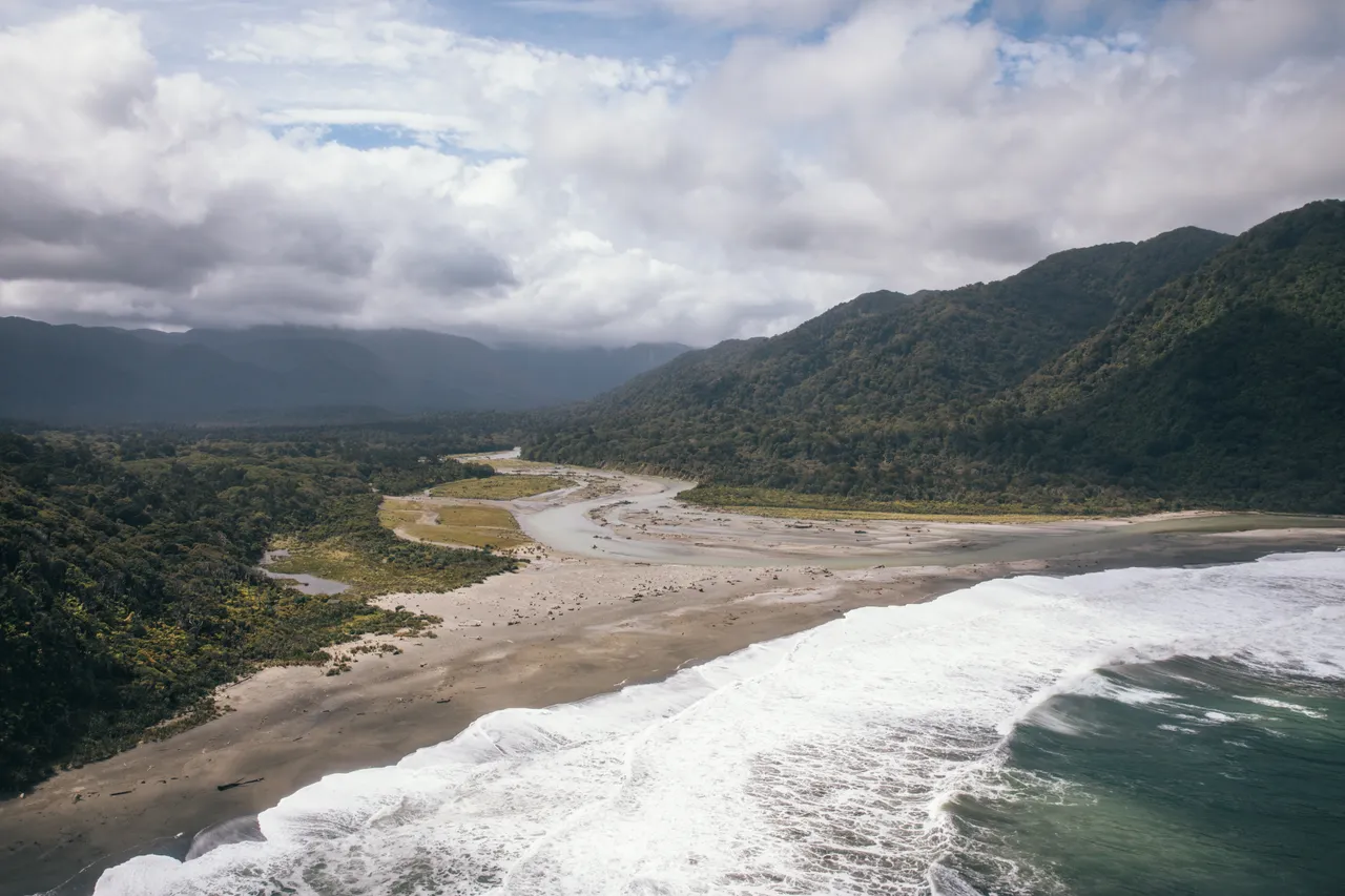 Hollyford Track - Southland, New Zealand - Credit Liz Carlson (59)