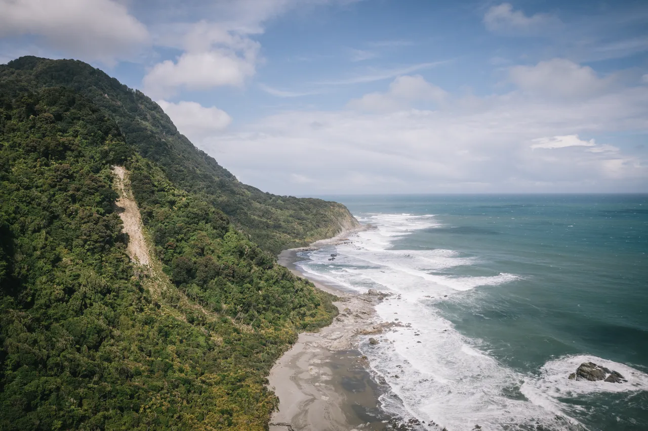 Hollyford Track - Southland, New Zealand - Credit Liz Carlson (56)
