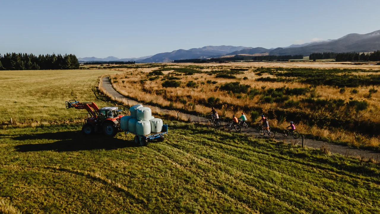 Around The Mountains Cycle Trail - Centre Hill - Southland, New Zealand - Credit Great South (11)