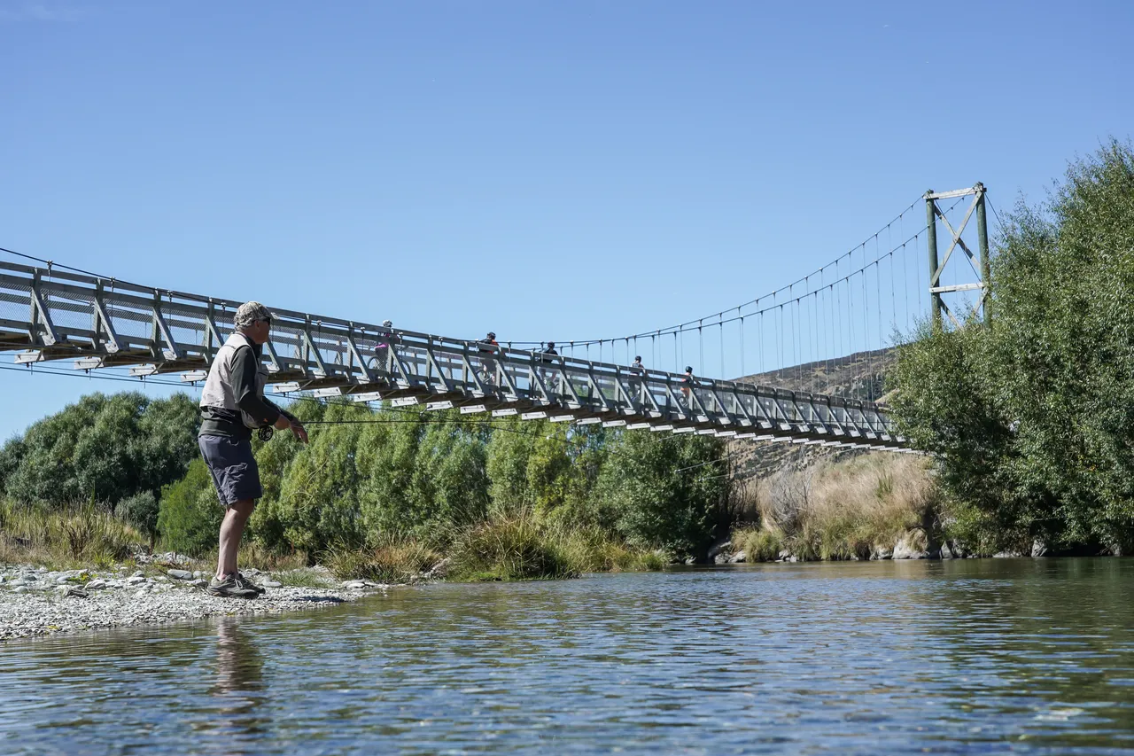 Around The Mountains Cycle Trail - Athol Bridge - Southland, New Zealand - Credit Great South (13)