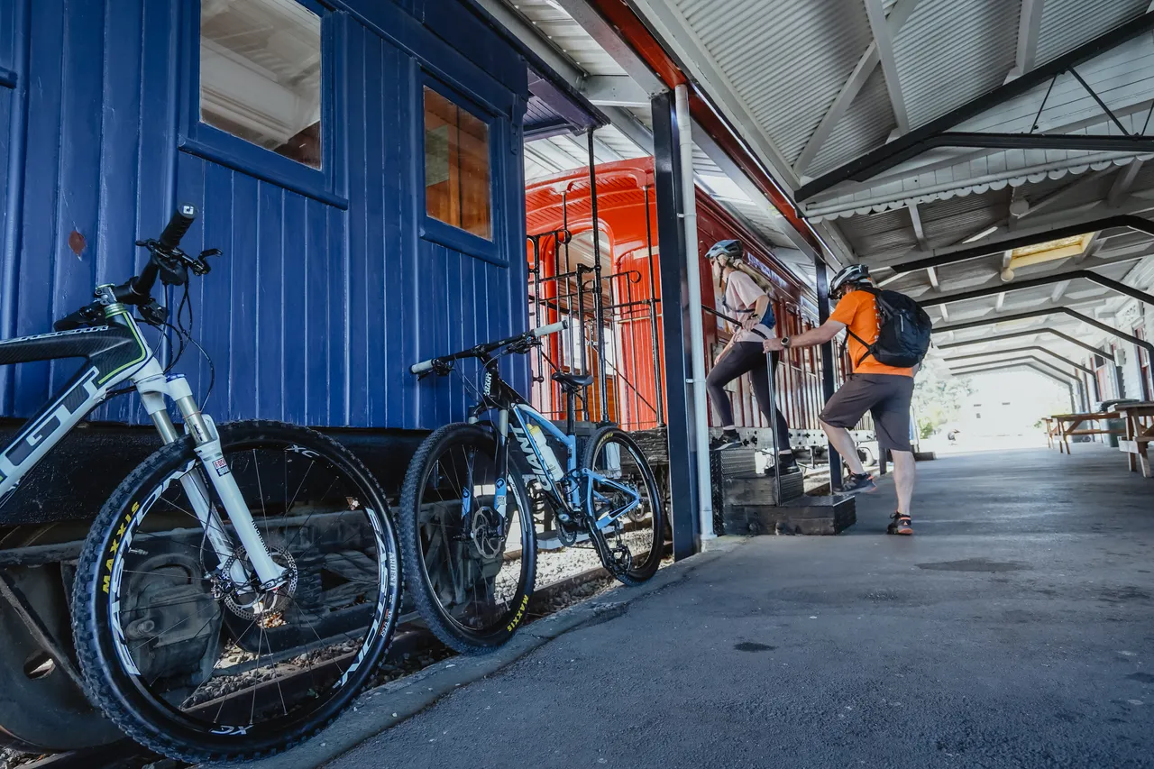Around The Mountains Cycle Trail - Lumsden - Southland, New Zealand - Credit Great South (6)