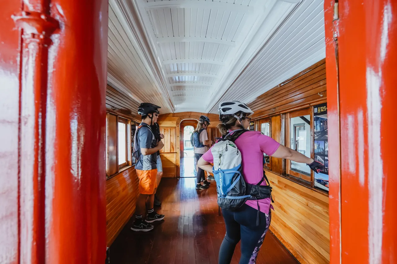 Around The Mountains Cycle Trail - Lumsden - Southland, New Zealand - Credit Great South (7)