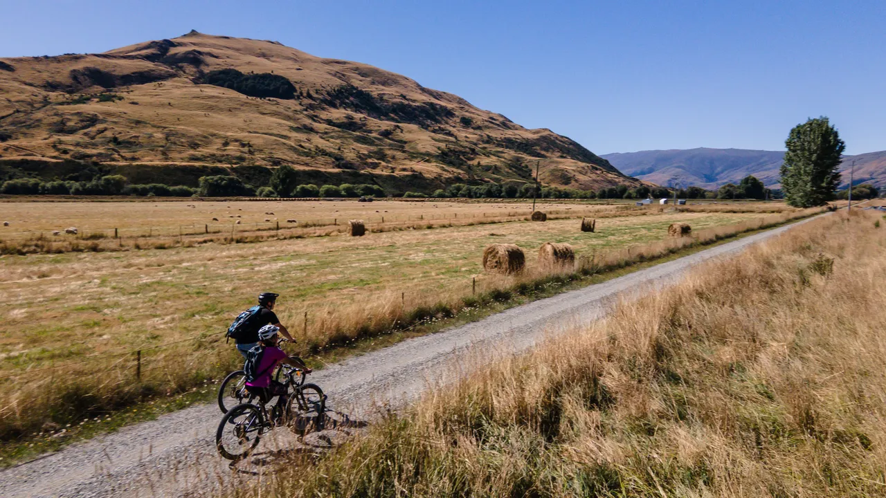 Around The Mountains Cycle Trail - Garston - Southland, New Zealand - Credit Great South (2)