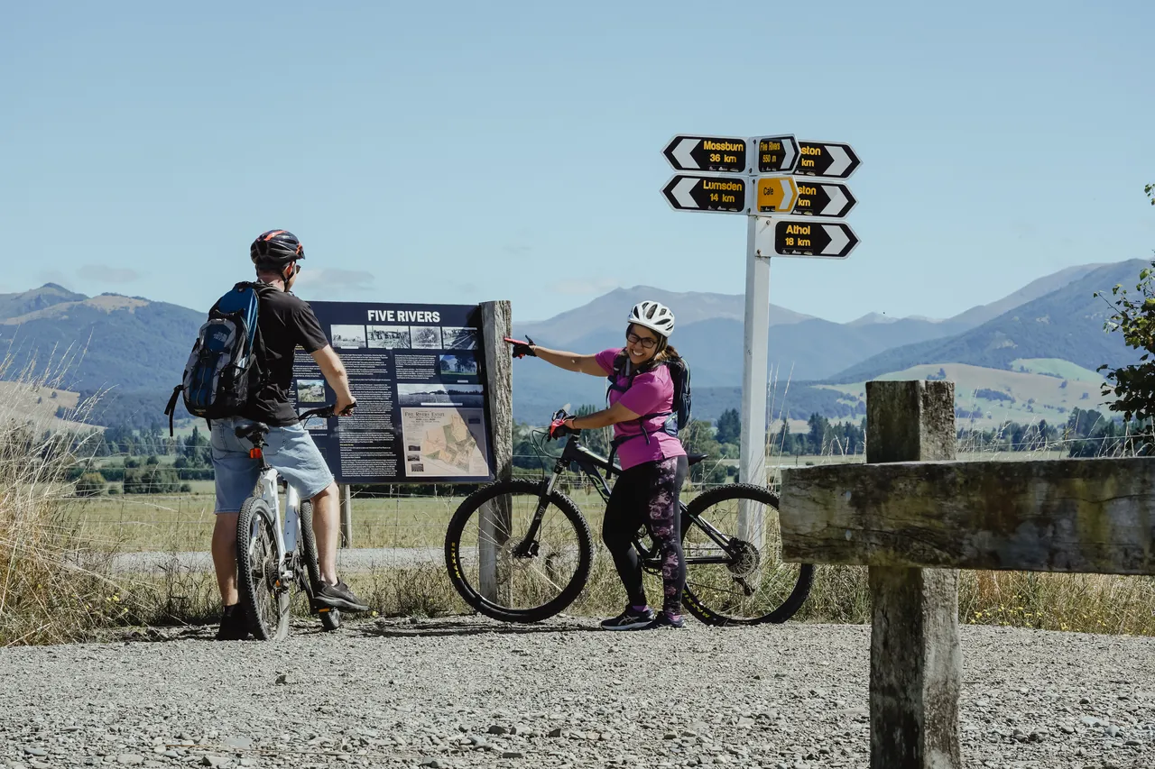 Around The Mountains Cycle Trail - Five Rivers - Southland, New Zealand - Credit Great South (2)