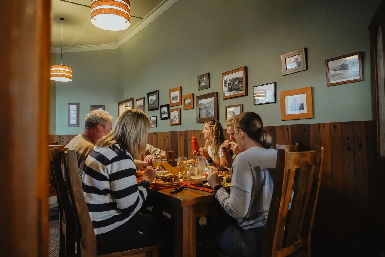 Around the Mountains Cycle Trail - Mossburn Hotel - Southland, New Zealand - Credit Great South (3)