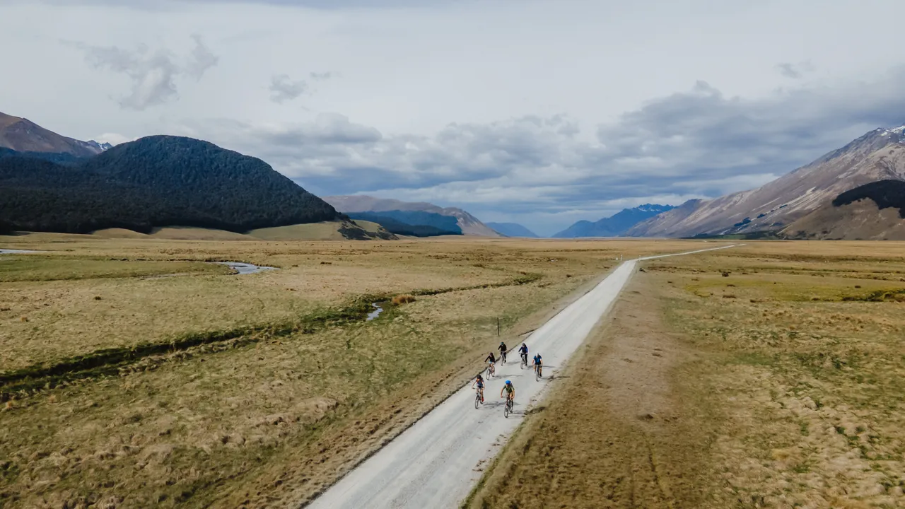 Around the Mountains Cycle Trail - Von Hill - Southland, New Zealand - Credit Great South (17)