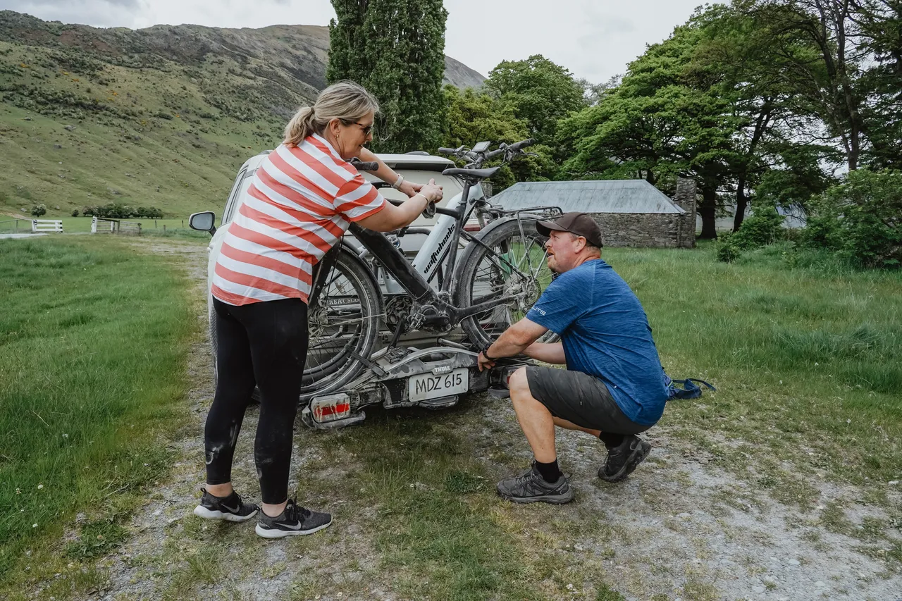 Around the Mountains Cycle Trail - Old Nic Cottage Von Valley - Southland, New Zealand - Credit Great South (5)