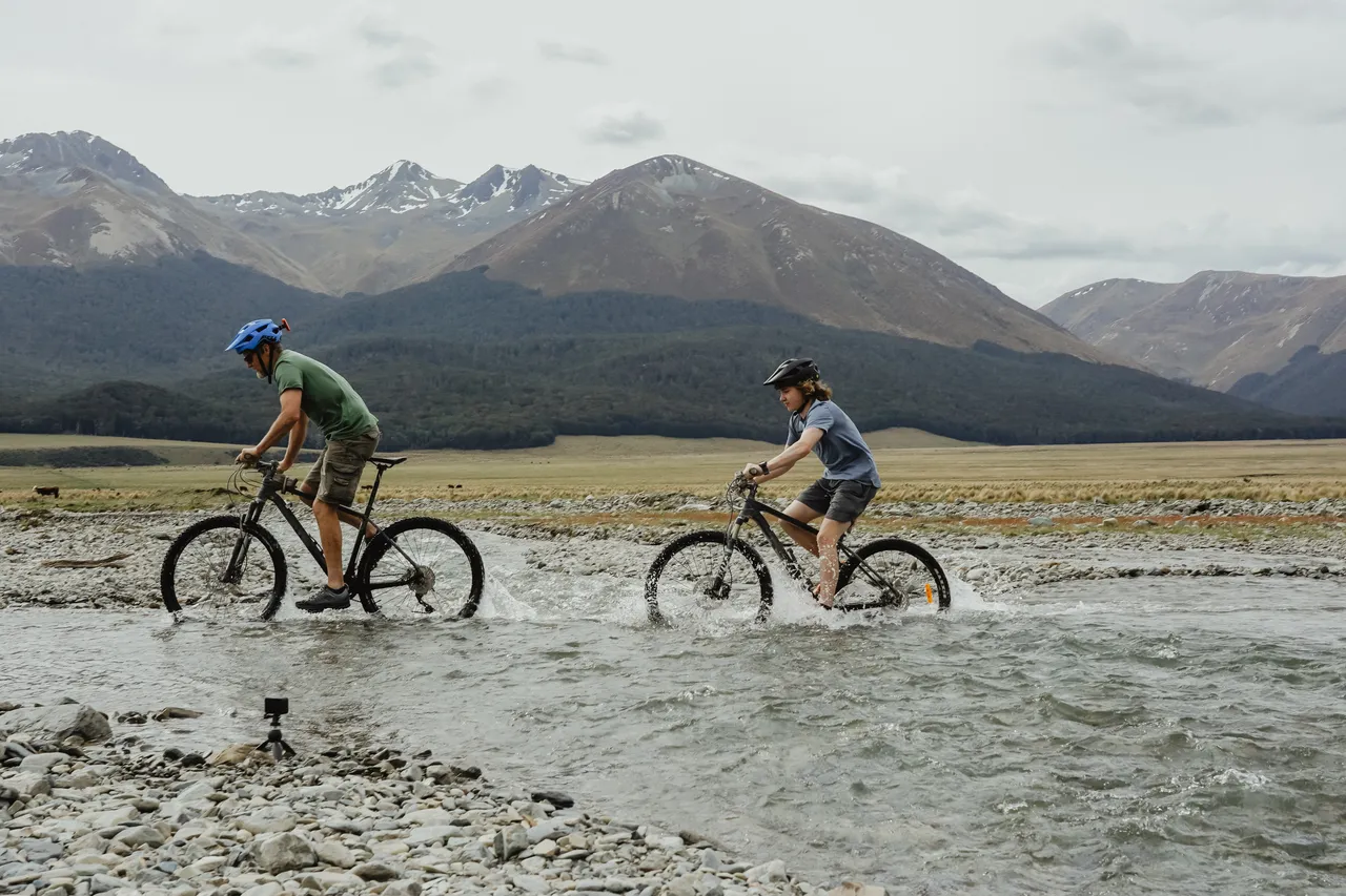Around the Mountains Cycle Trail - Gorge Burn Ford Von Valley - Southland, New Zealand - Credit Great South (7)