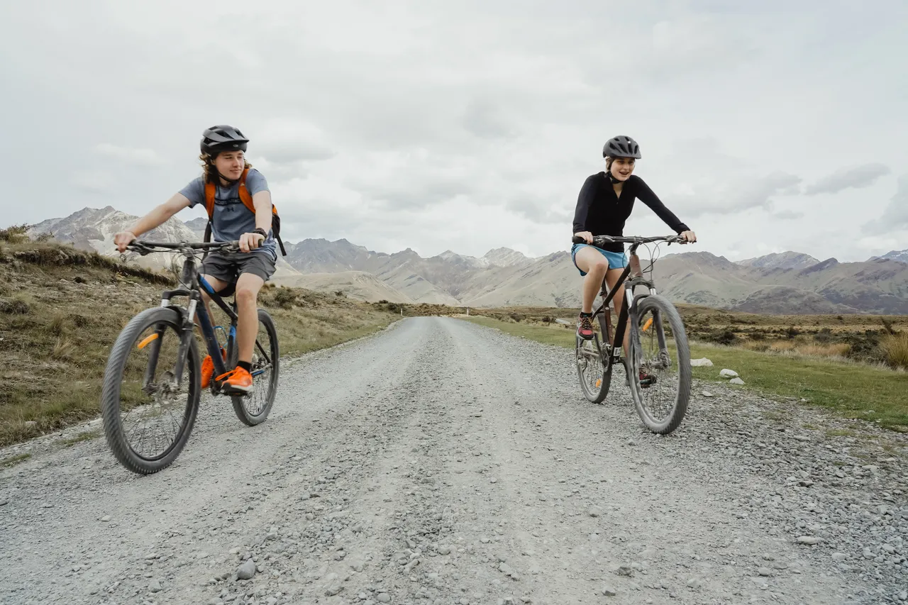 Around the Mountains Cycle Trail - Gorge Burn Ford Von Valley - Southland, New Zealand - Credit Great South (4)