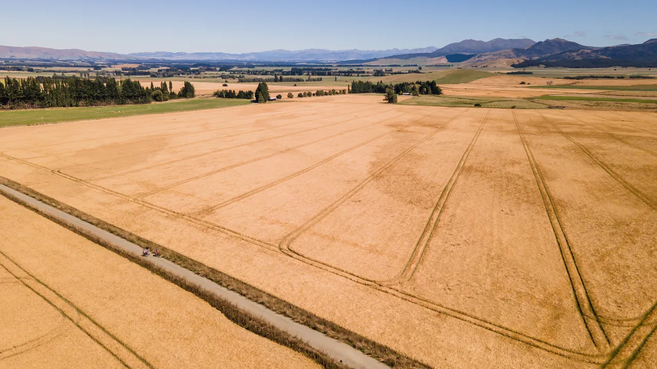 Around The Mountains Cycle Trail - Athol - Southland, New Zealand - Credit Great South (4)