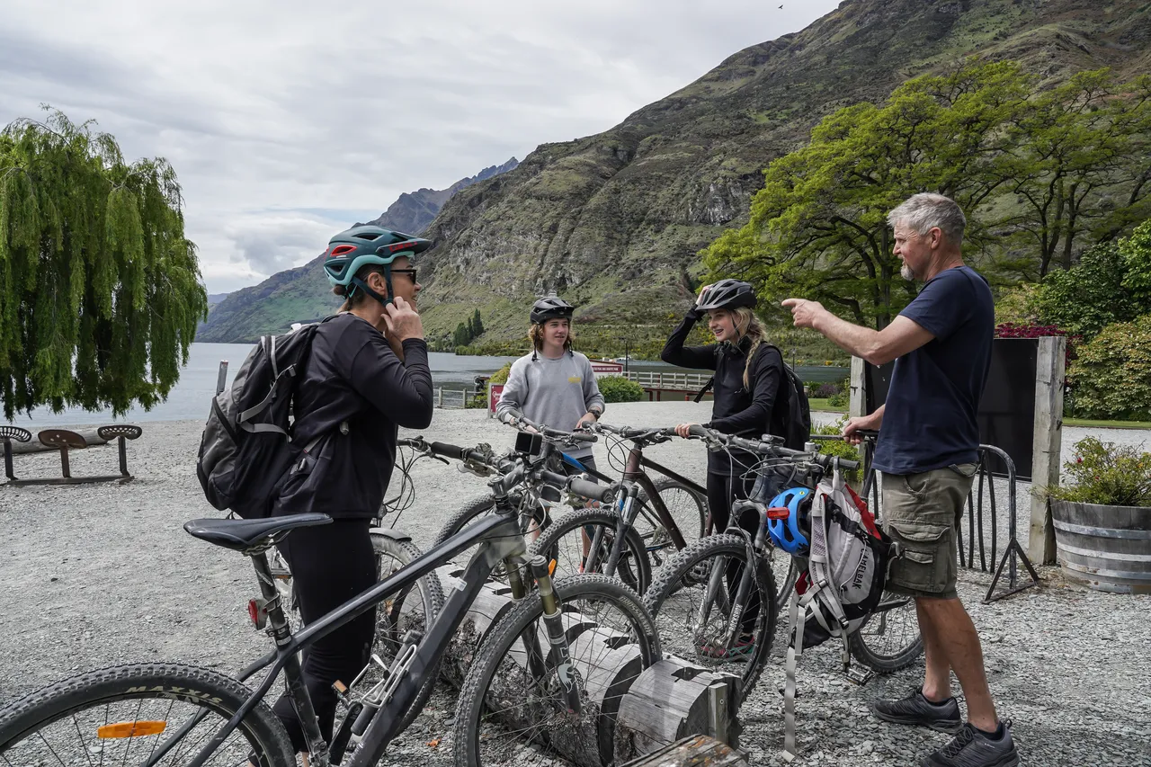 Around the Mountains Cycle Trail - Walter Peak - Southland, New Zealand - Credit Great South (20)