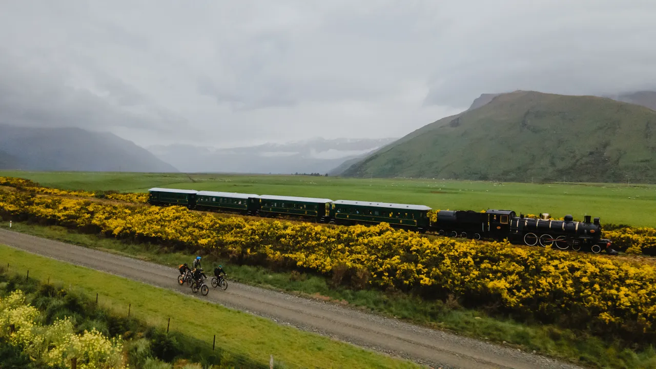 Around the Mountains Cycle Trail - Fairlight - Southland, New Zealand - Credit Great South (1)