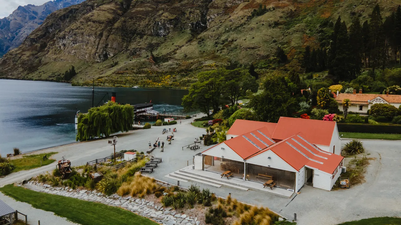 Around the Mountains Cycle Trail - Walter Peak - Southland, New Zealand - Credit Great South (13)