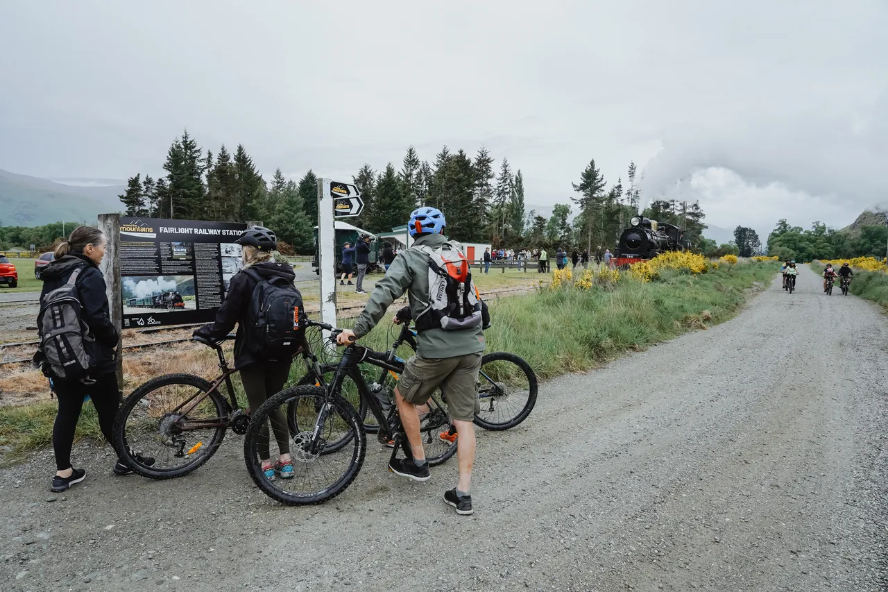Around the Mountains Cycle Trail - Fairlight - Southland, New Zealand - Credit Great South (9)