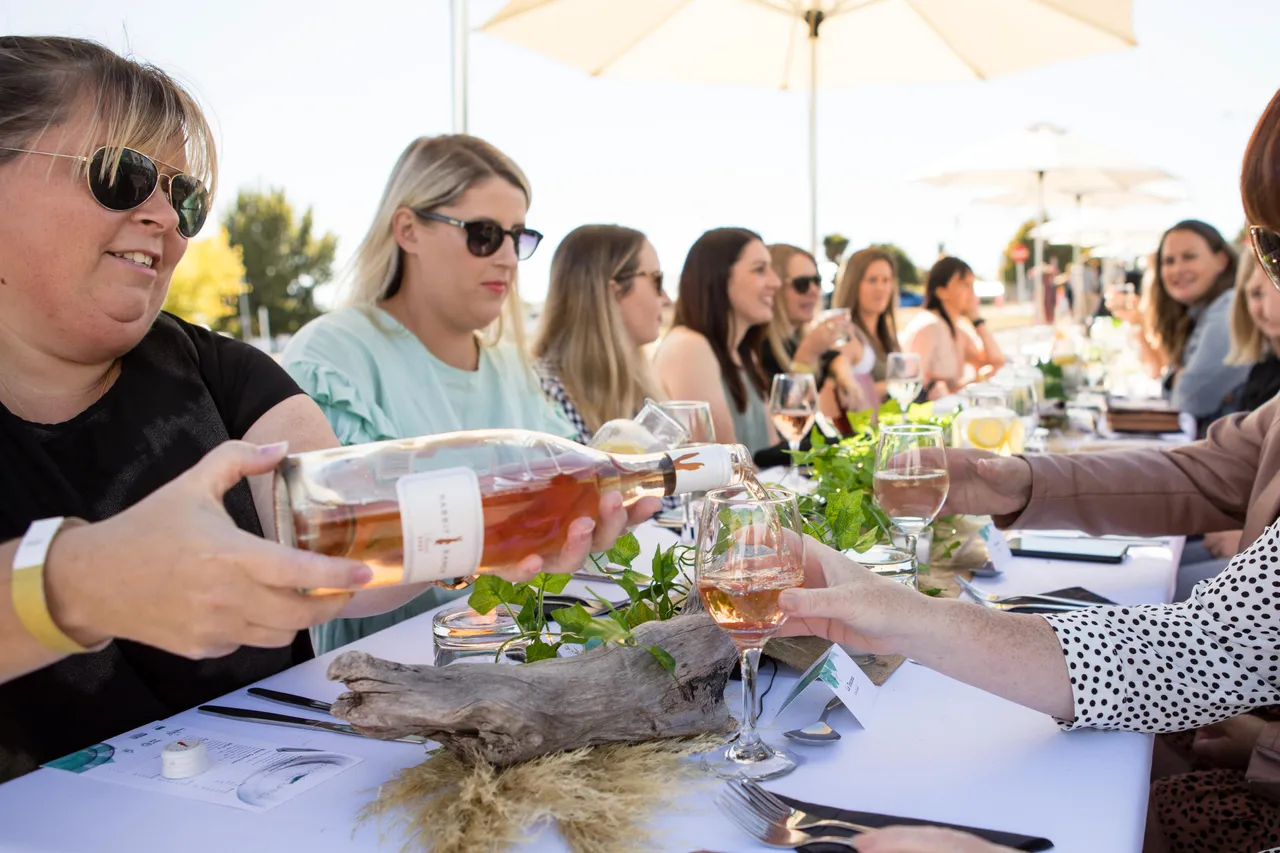 Street Dine Fiordland - Southland, New Zealand - Credit Great South (7)