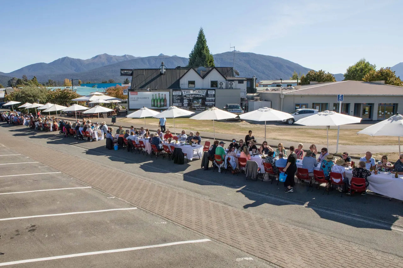 Street Dine Fiordland - Southland, New Zealand - Credit Great South (1)