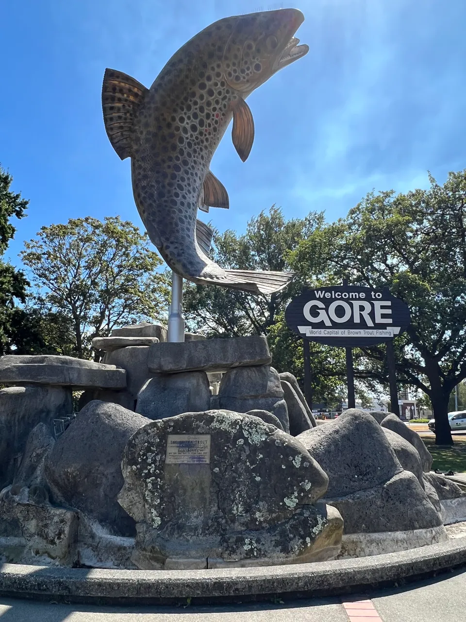 Brown Trout Statue, Gore - Southland, New Zealand - Credit Great South (1)