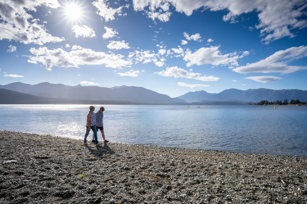 Te Anau Lakefront - Southland, New Zealand - Credit Great South (6)