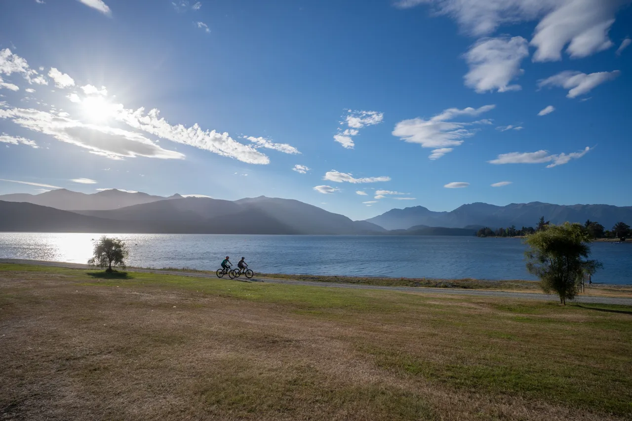 Te Anau Cycling - Southland, New Zealand - Credit Great South (20)