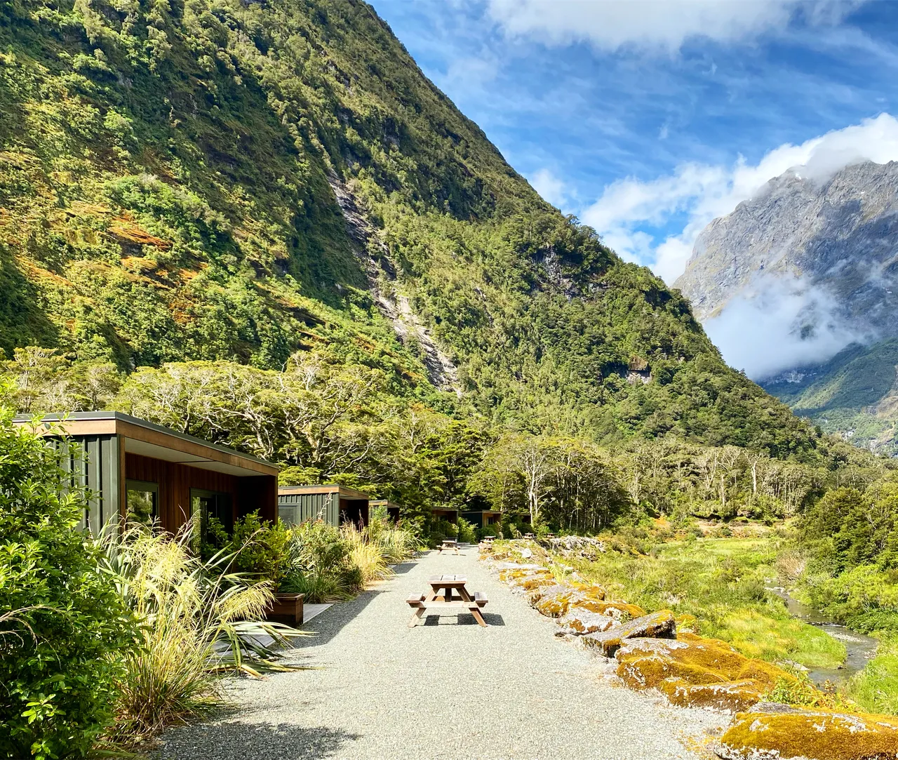 Milford Lodge - Southland, New Zealand - Credit Tim Roxborogh (2)