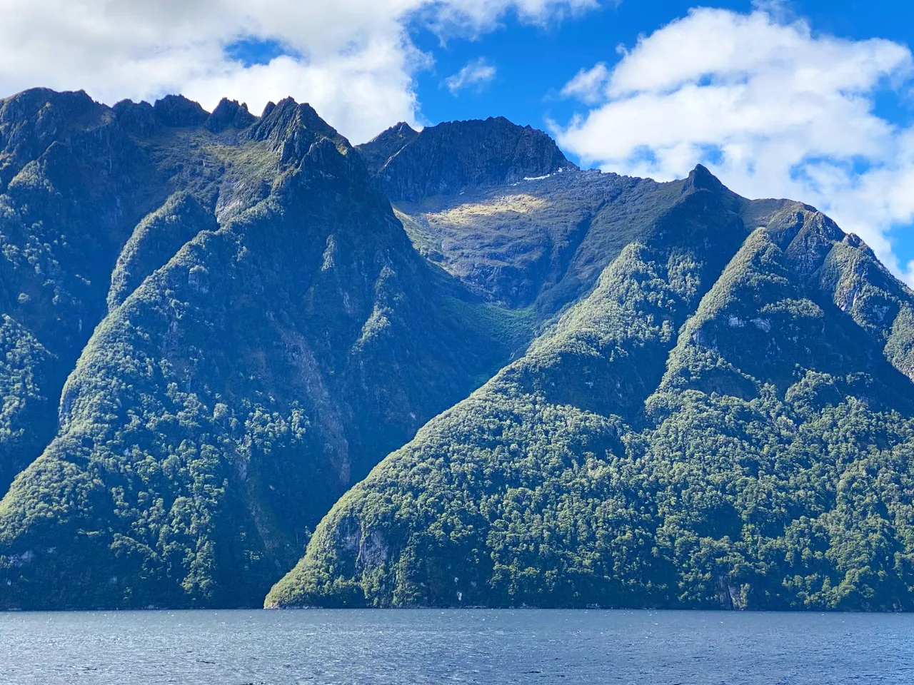 Doubtful Sound - Southland, New Zealand - Credit Tim Roxborogh (5)