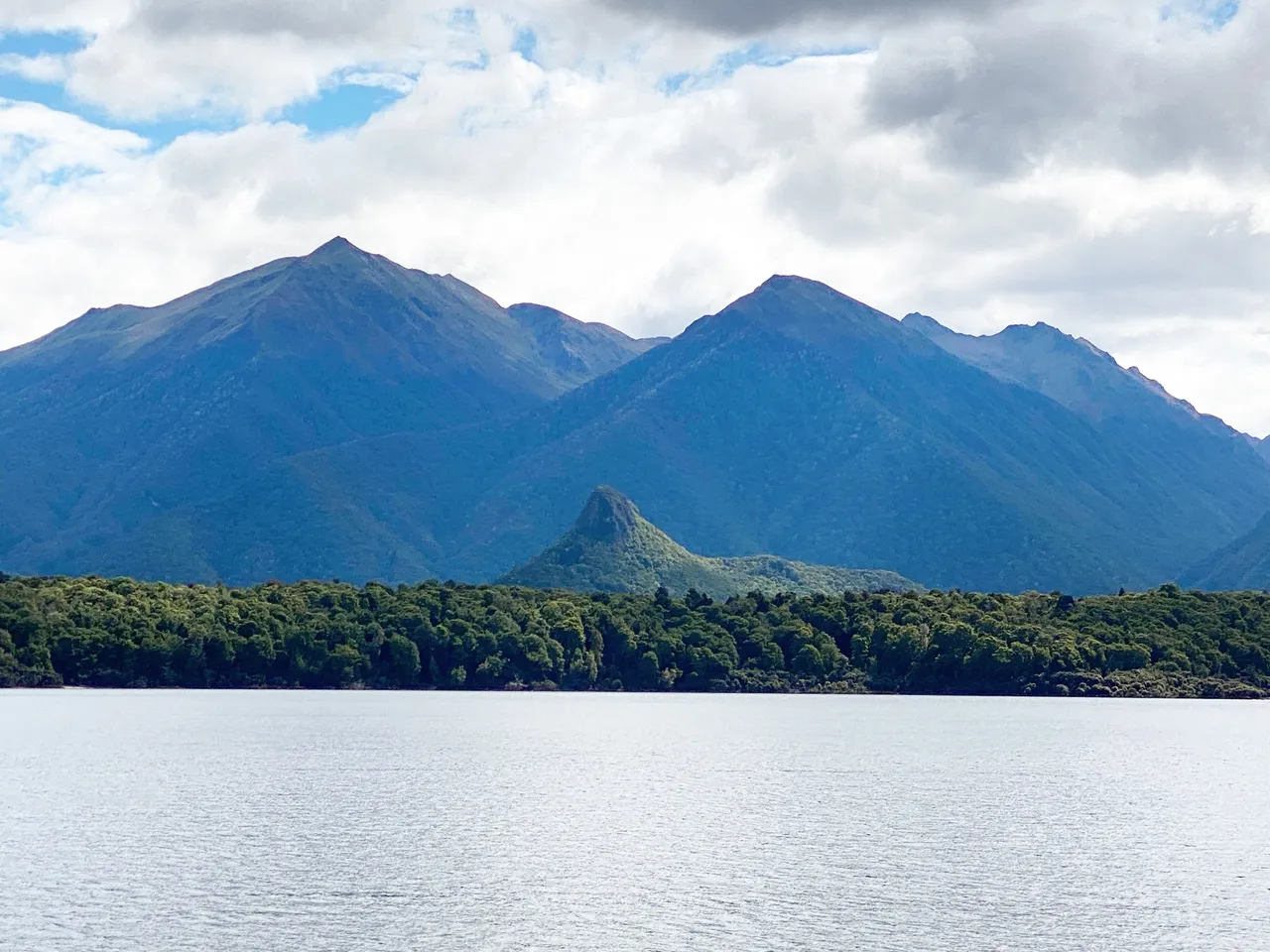 Doubtful Sound - Southland, New Zealand - Credit Tim Roxborogh (6)