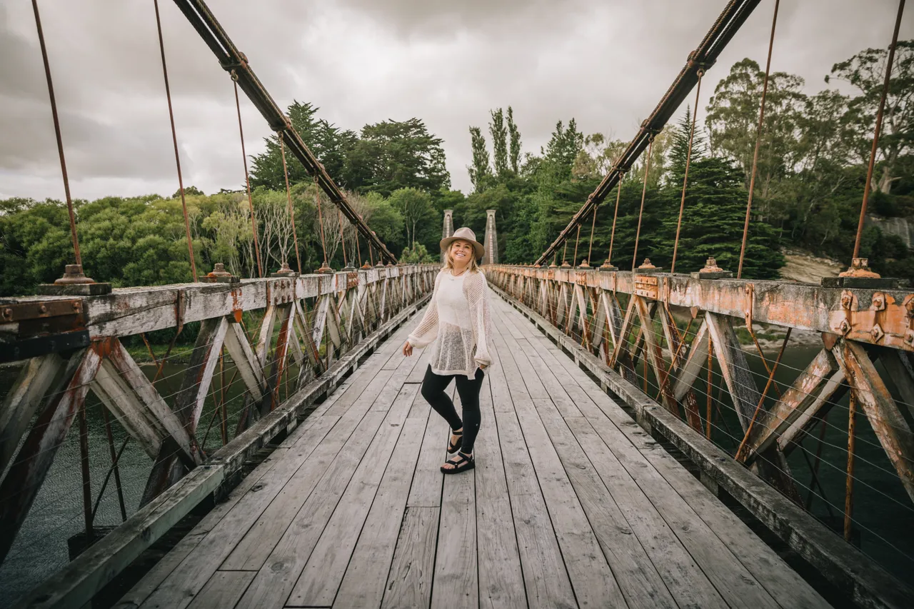 Clifden Suspension Bridge - Southland, New Zealand - Credit Liz Carlson (5)