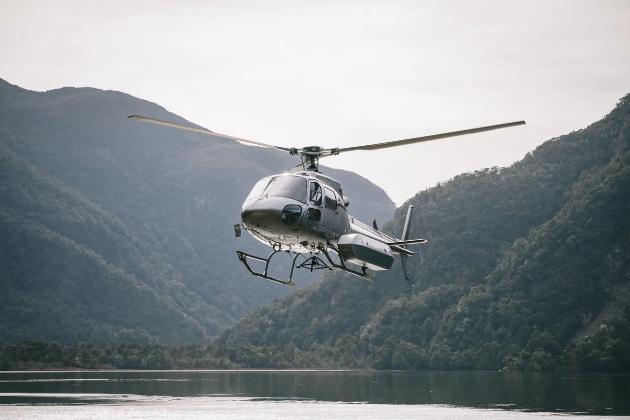 Heli Transfer, Wild Fiordland - Southland, New Zealand - Credit Liz Carlson (1)