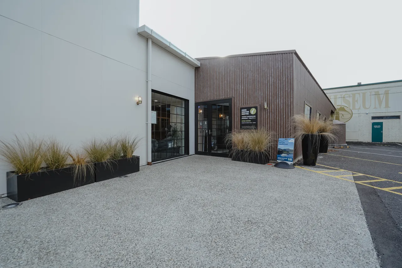 Gore Visitor Centre - Southland New Zealand - Credit Great South (1)