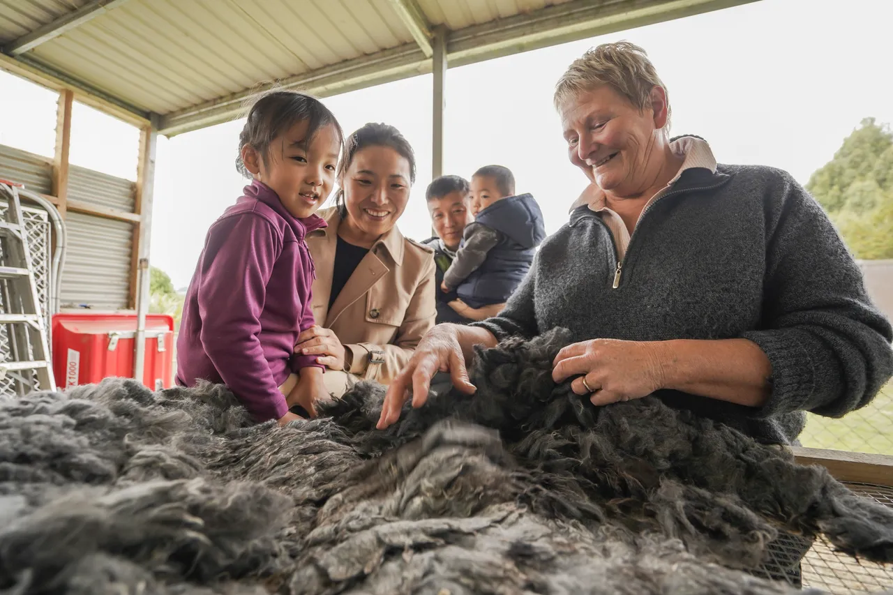 Kepler Mountain View Alpacas & Wild Wool Gallery - Southland New Zealand - Credit Great South (25)