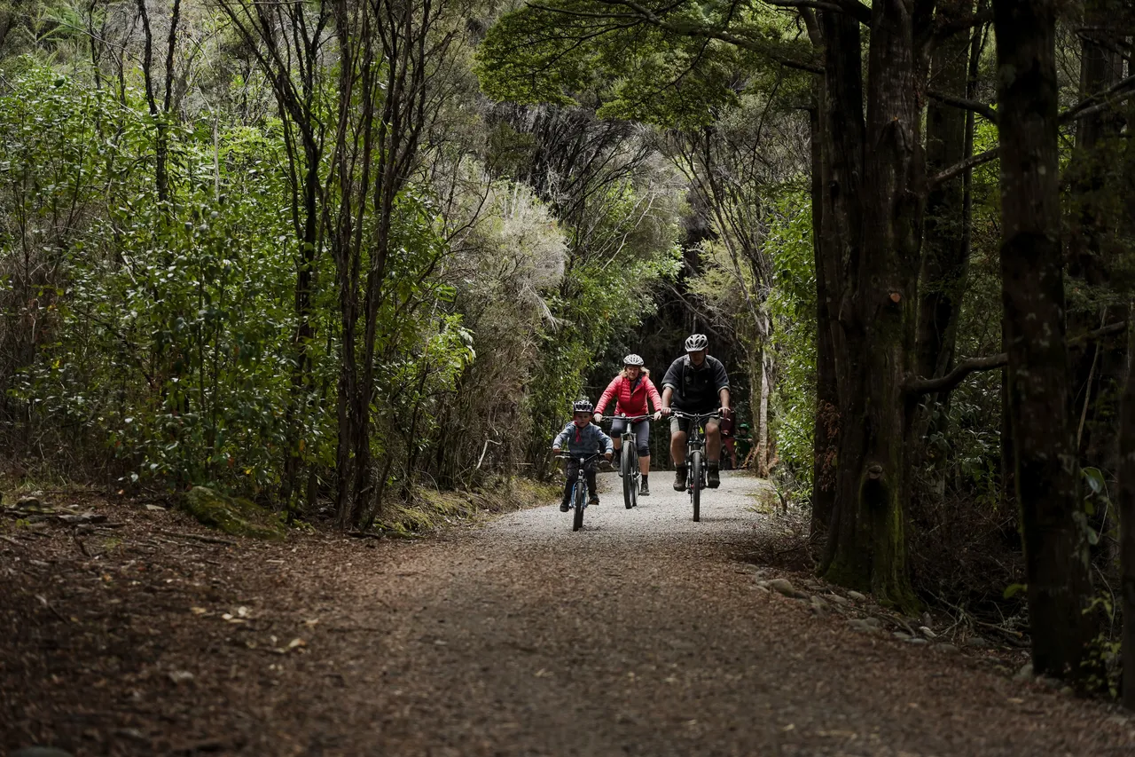 Lake2Lake Cycle Trail - Southland New Zealand - Credit Great South (8)