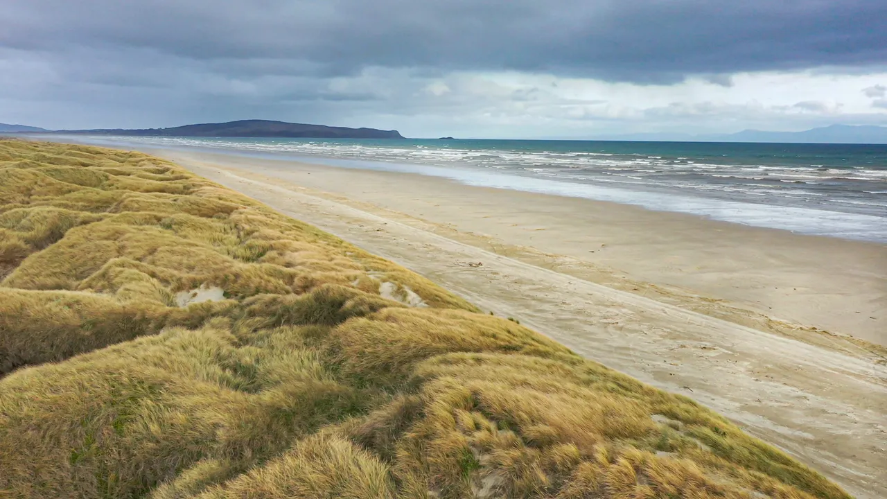Oreti Beach - Southland, New Zealand - Credit Tourism New Zealand (2)