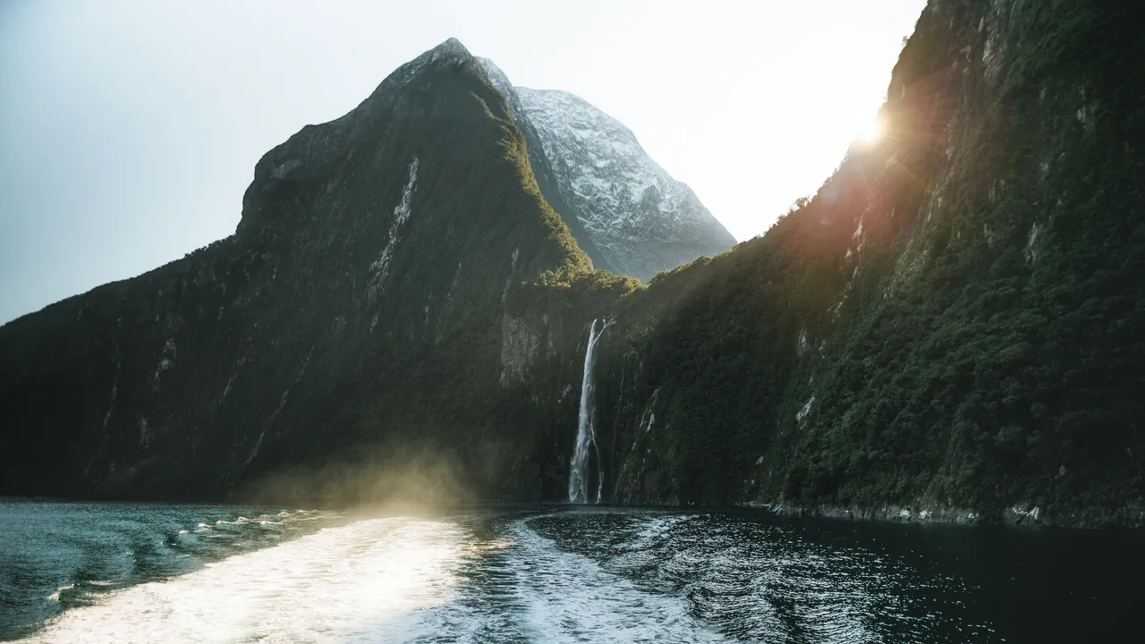 Milford Sound - Southland, New Zealand - Credit Fin Matson (9)