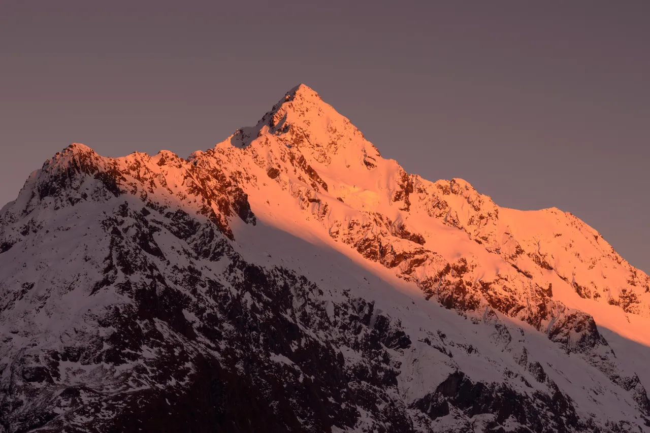 Mt Tutoko, Fiordland National Park - Southland, New Zealand - Credit Richard Young