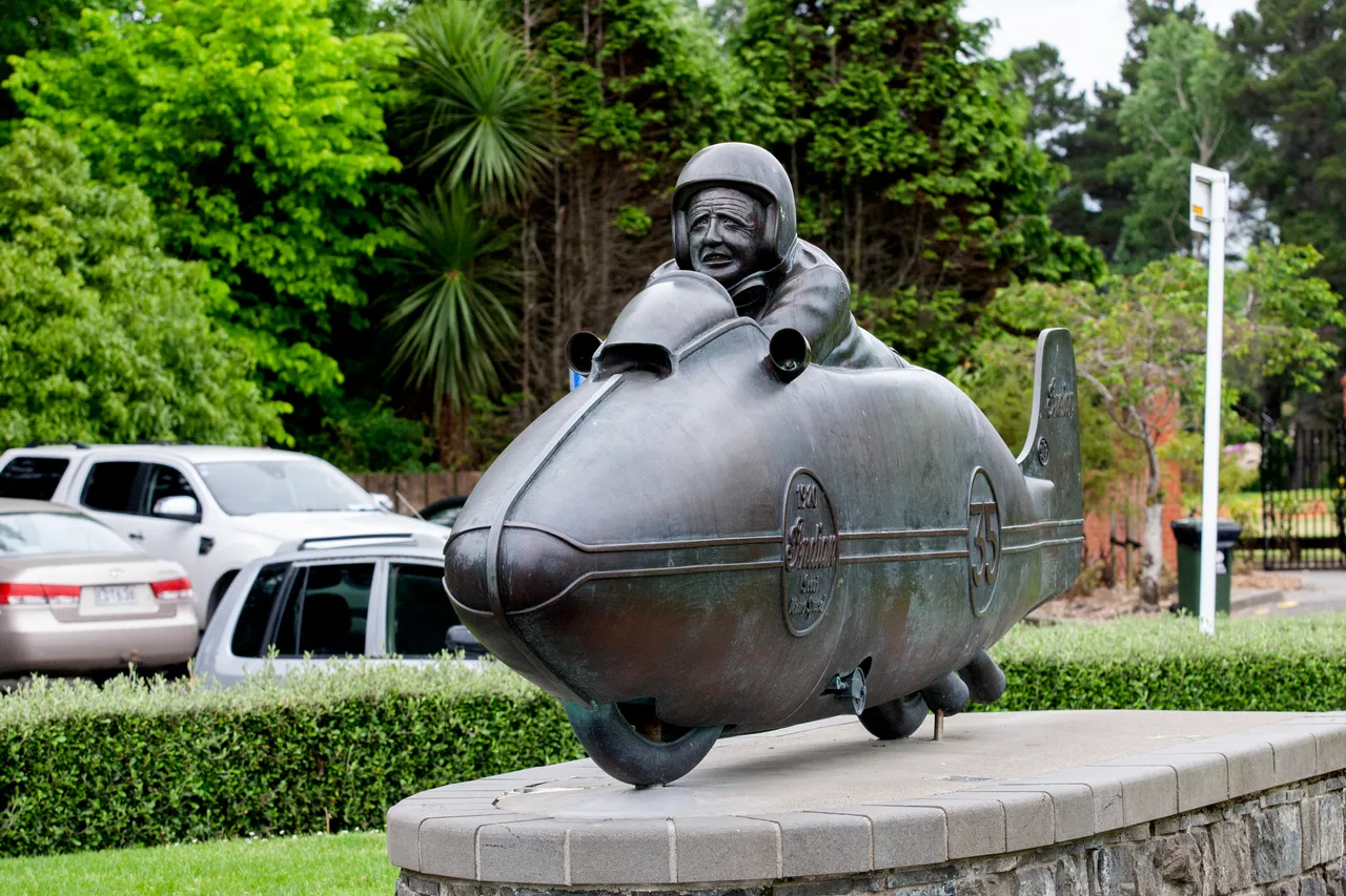 Burt Munro Statue - Southland, New Zealand - Credit Great South (5)