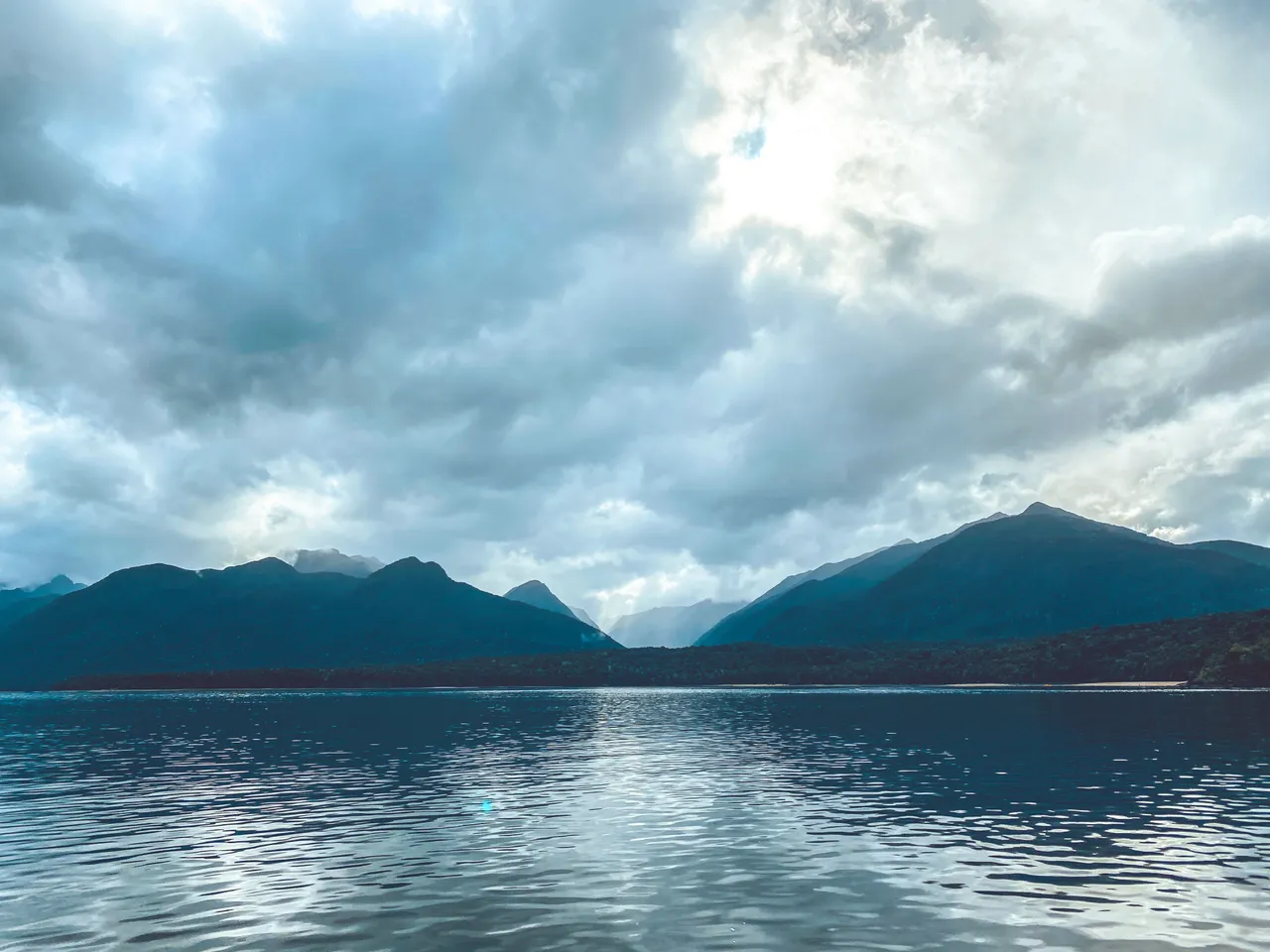 Lake Manapouri - Southland, New Zealand - Credit Great South