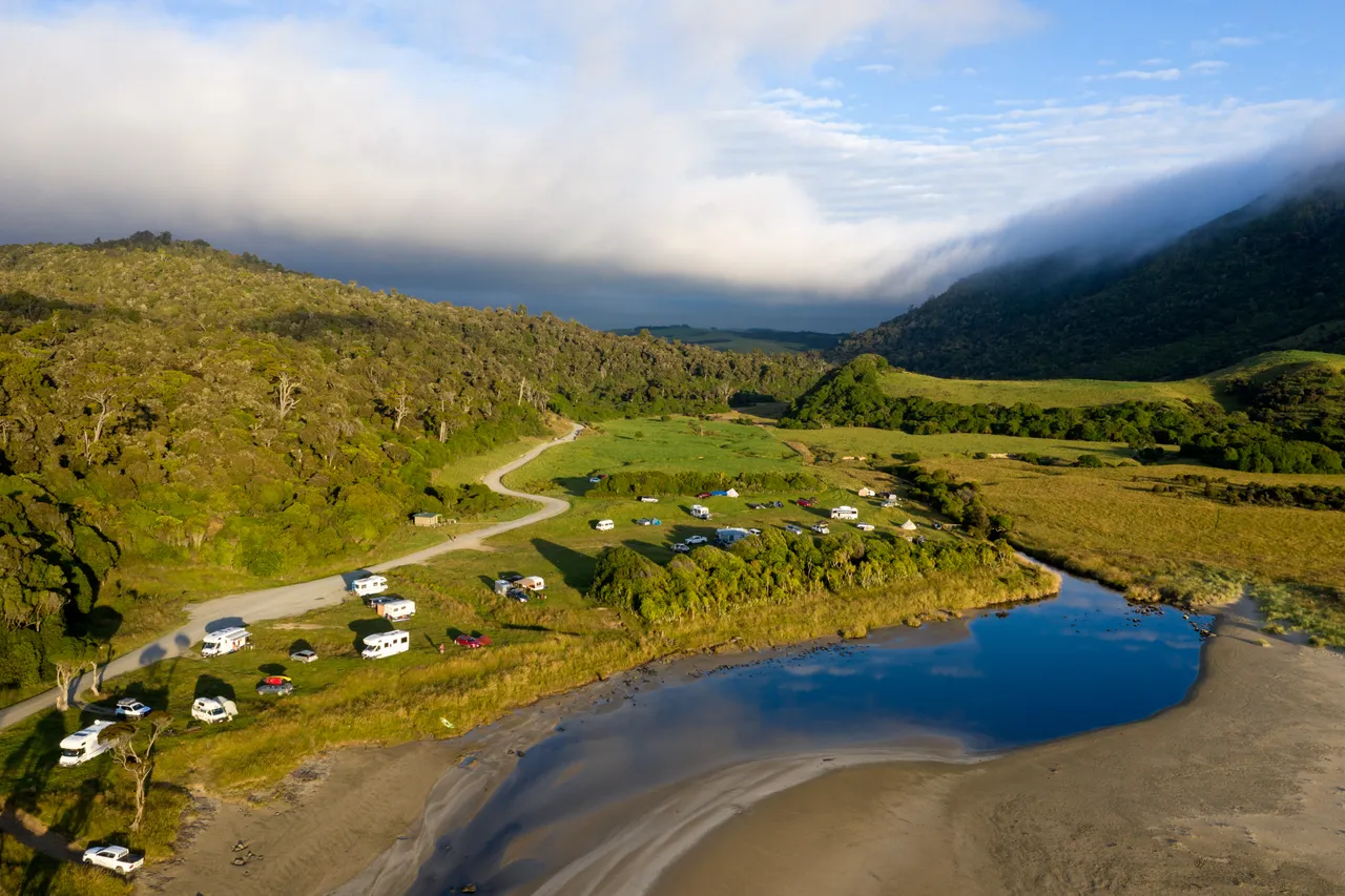 Purakaunui Bay Campsite - Southland, New Zealand - Credit Chris McLennan (9)