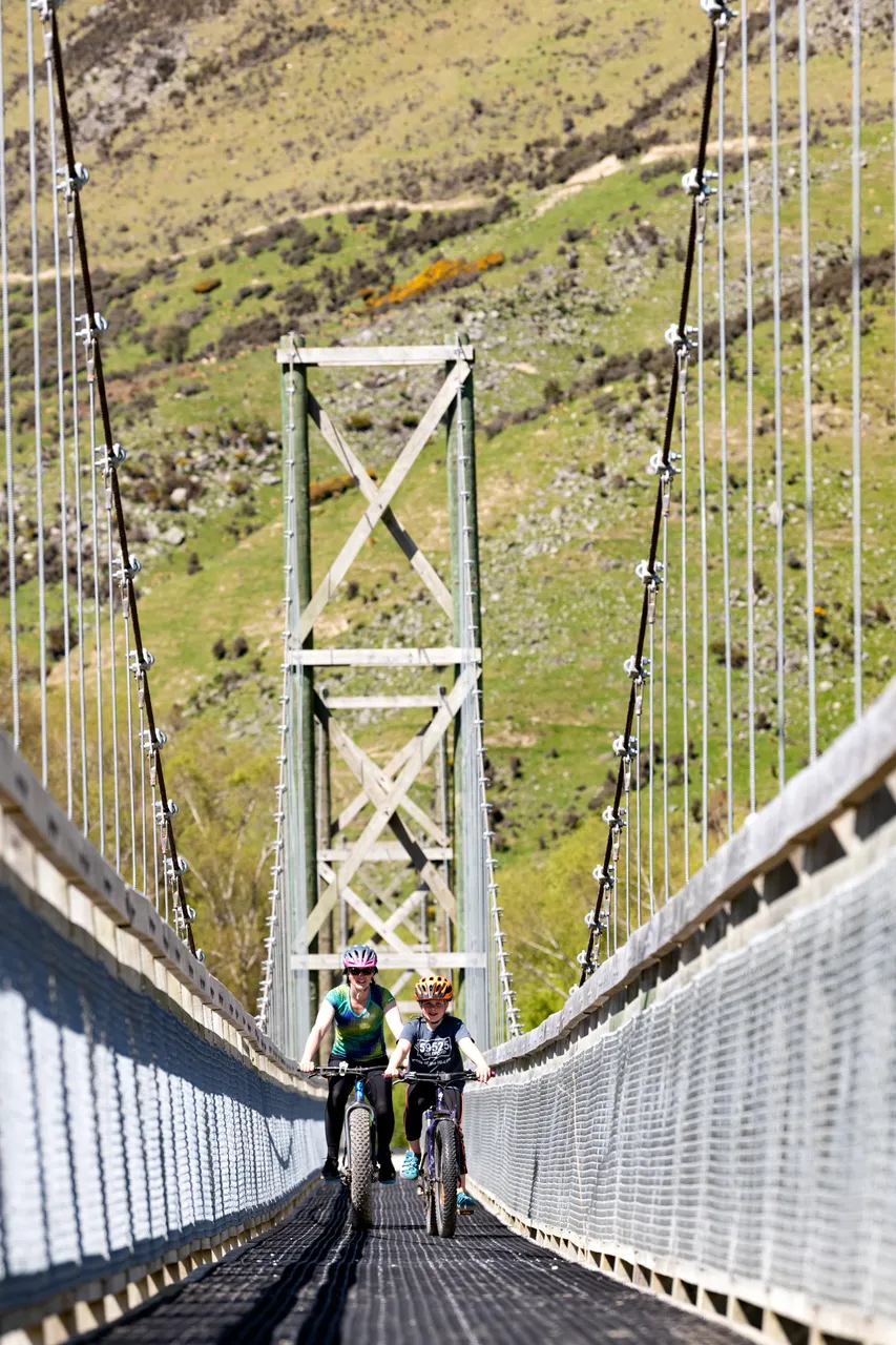 Athol Bridge Biking - Southland, New Zealand - Credit Chris McLennan (4)