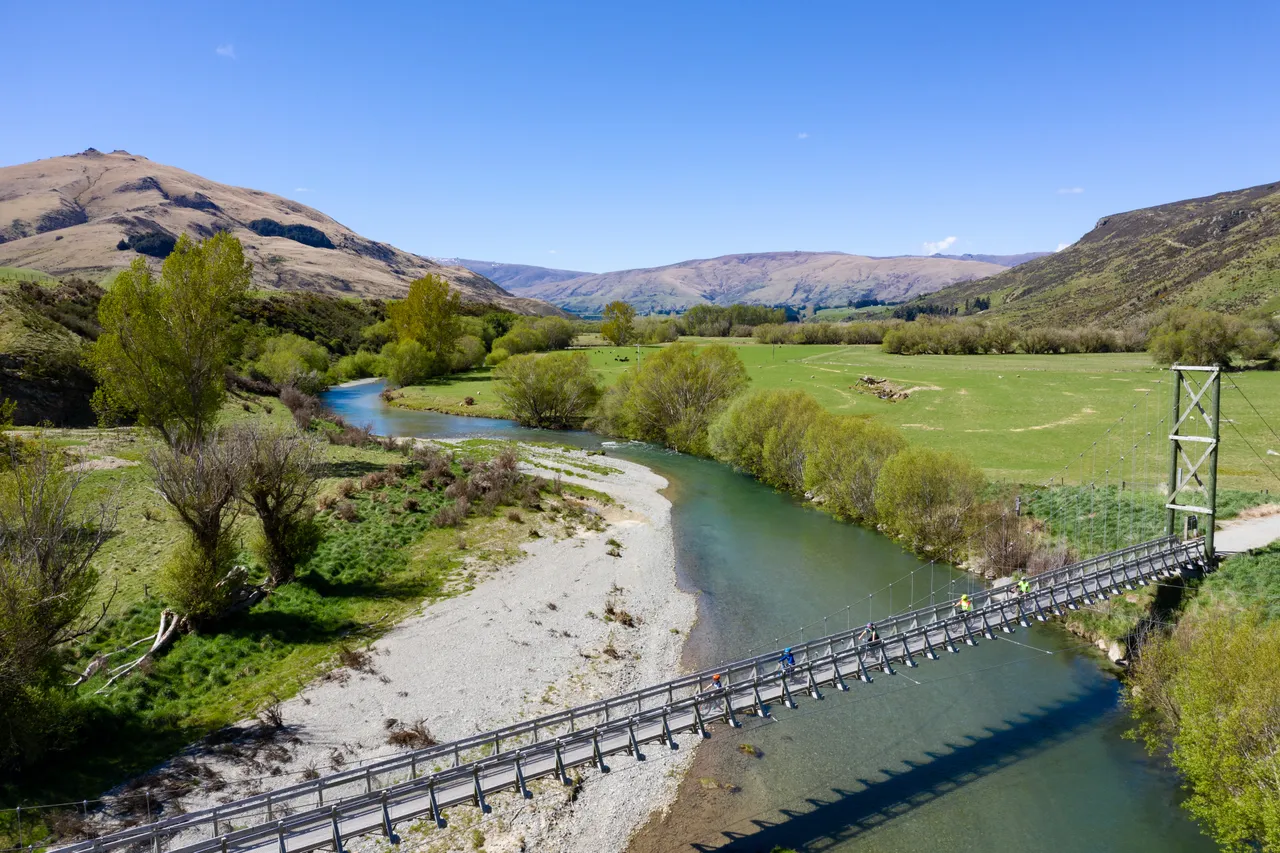 Athol Bridge Biking - Southland, New Zealand - Credit Chris McLennan (10)