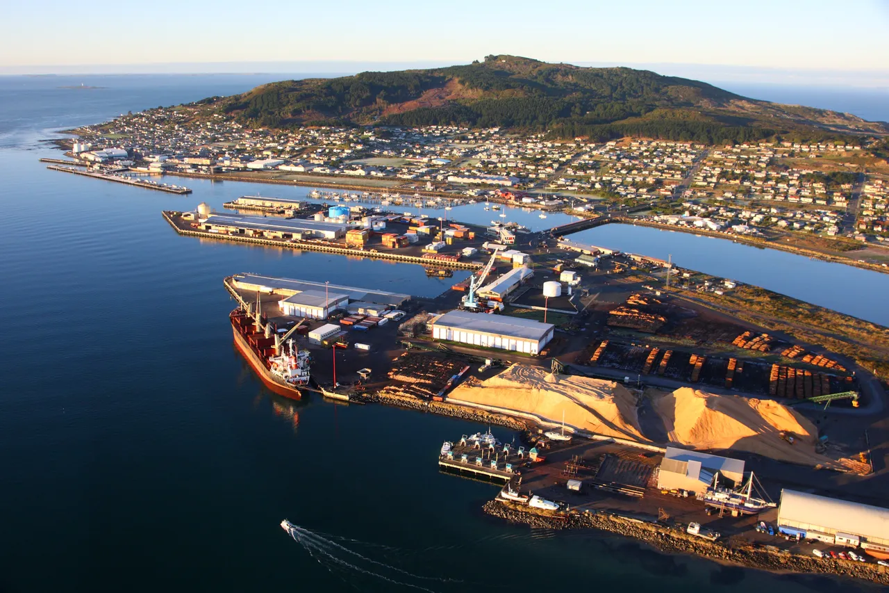 Bluff Harbour - Southland, New Zealand - Credit Videocopter (9)