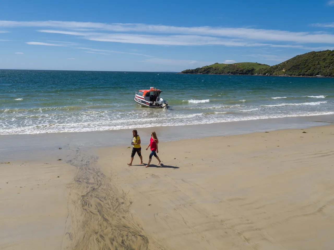 Rakiura Water Taxi - Southland, New Zealand - Credit Videocopter (13)