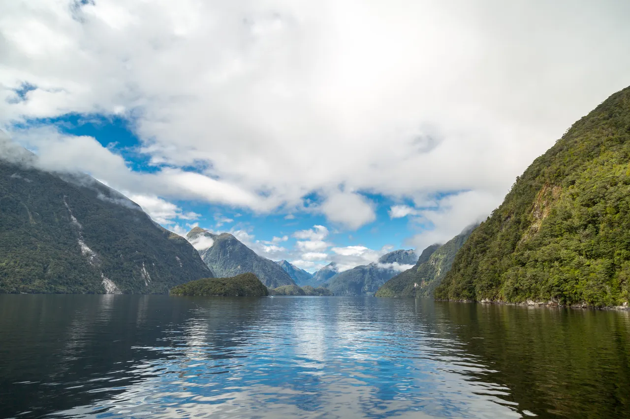 Doubtful Sound - Southland, New Zealand - Credit Videocopter (9)