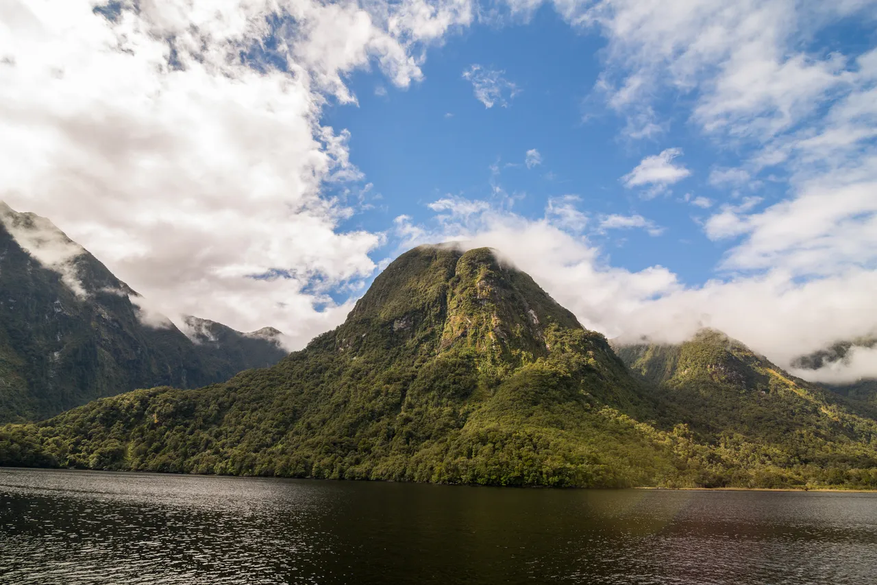Doubtful Sound - Southland, New Zealand - Credit Videocopter (10)