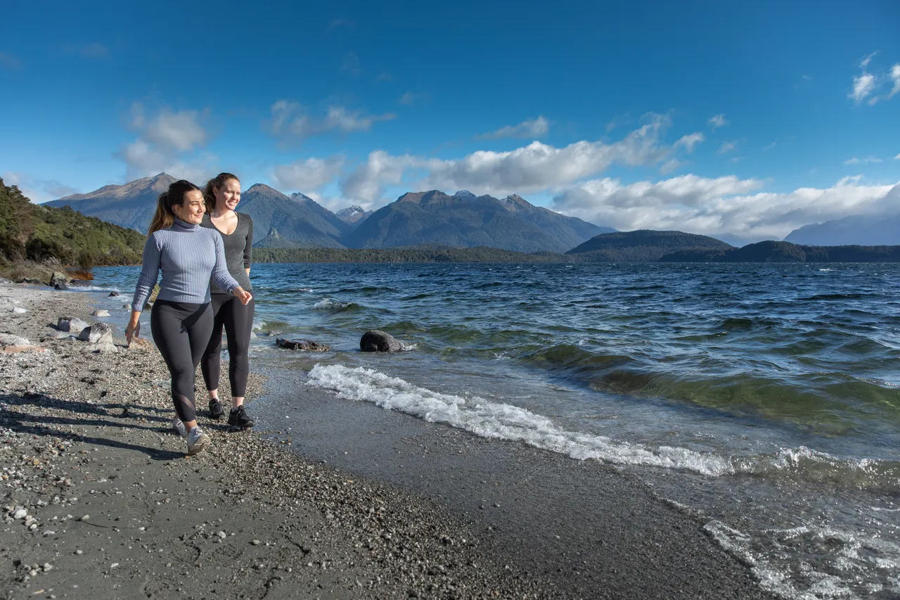 Lake Manapouri - Southland, New Zealand - Credit Air New Zealand (4)