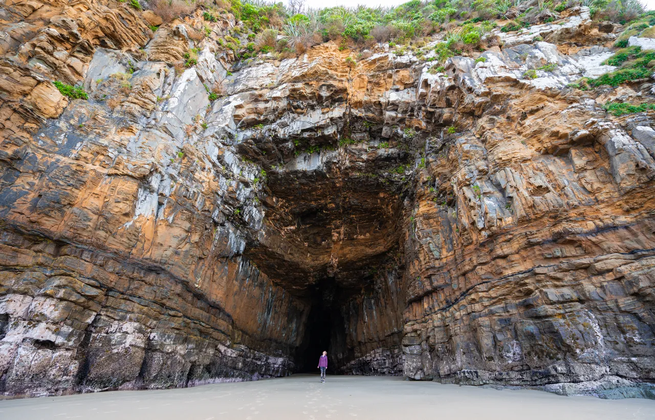 Cathedral Caves - Southland, New Zealand - Credit Great South (1)